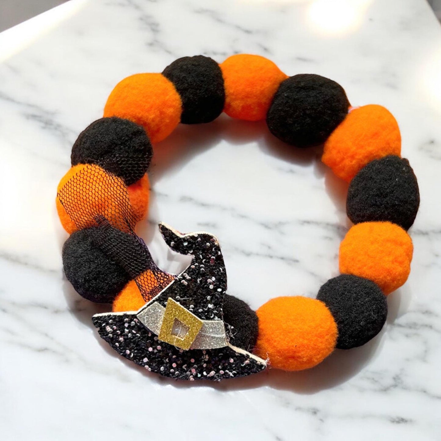 Festive Halloween Collars for Pets: Pumpkin Moon Bat and Hat - Adjustable Sizes - S (15-19cm neck) / Witch hat
