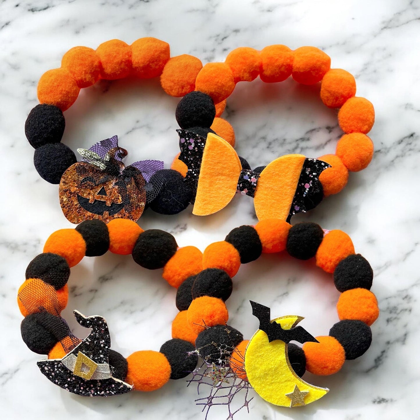 Festive Halloween Collars for Pets: Pumpkin Moon Bat and Hat - Adjustable Sizes